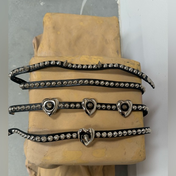 Lot of punk chokers collar and bracelets - 4 necklaces, 3 bracelets - Picture 7 of 15